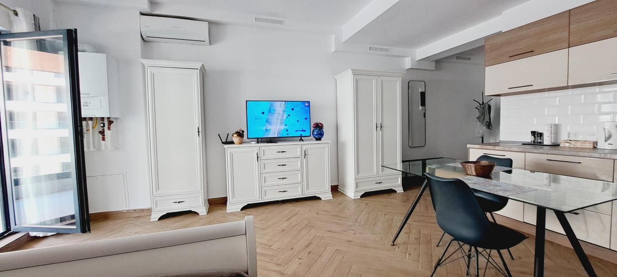 Mamaia Nord Studio La 10 M De Plaja Langa Cluburi Екстер'єр фото